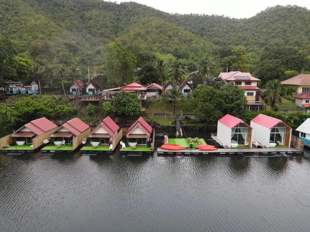 Studio with Lake View — Lake Hill Resort Kanchanaburi